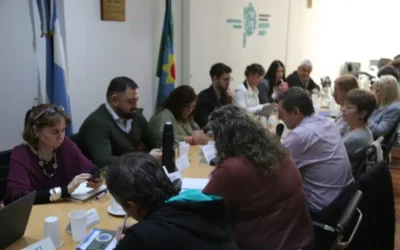 Kicillof ofreció 1,5% de aumento sin retroactivo, y los gremios rechazaron: ¿cómo sigue la negociación?