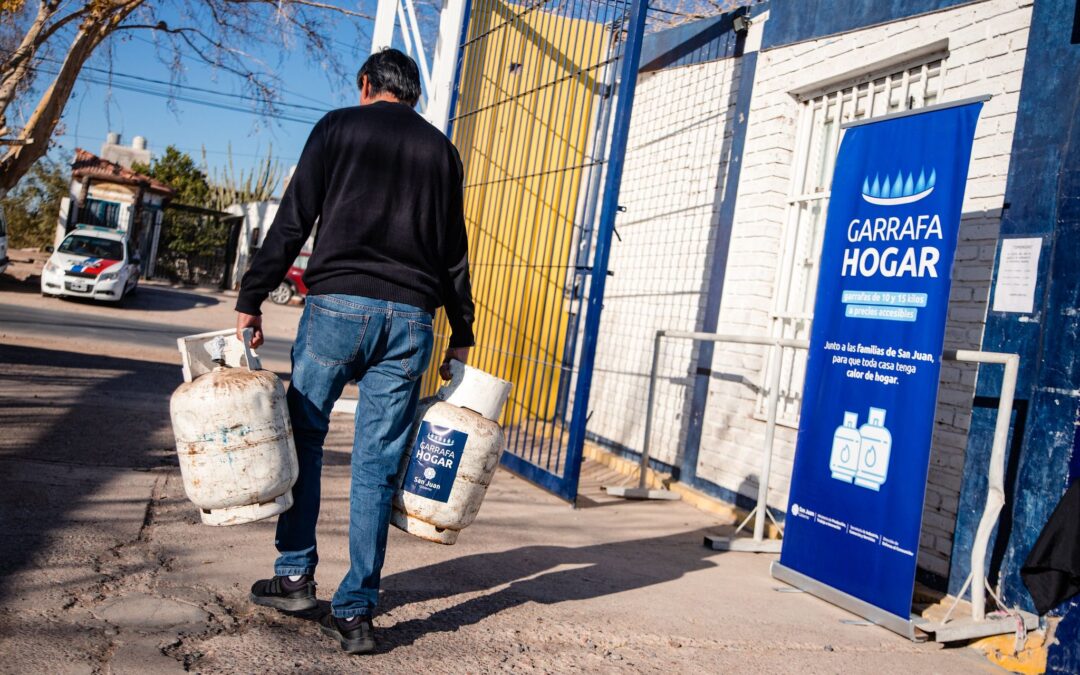 Toda política pública:  ES UN GASTO INNECESARIO