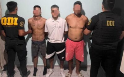Tres detenidos por amenazar a tiros una barbería de Florencio Varela: La Policía secuestró carabinas de diferente calibre y más de 40 balas