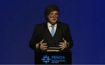 Antes de viajar a Hungría, Milei participó del Foro Económico del NOA en Tucumán y arremetió contra el gobierno anterior