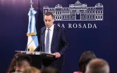 Imputaron a Manuel Adorni por enriquecimiento ilícito