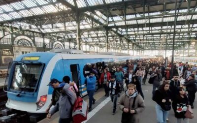 ¿Por qué se viaja tan mal en la «línea Roca»  que une Constitución con Florencio Varela?