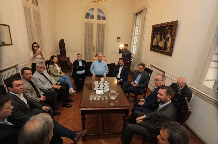 Duro diagnóstico de la situación social en PBA  en una reunion de intendentes con la Iglesia