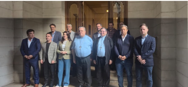 El Gobierno acentúa sus diferencias con la Iglesia tras la foto con intendentes del PJ
