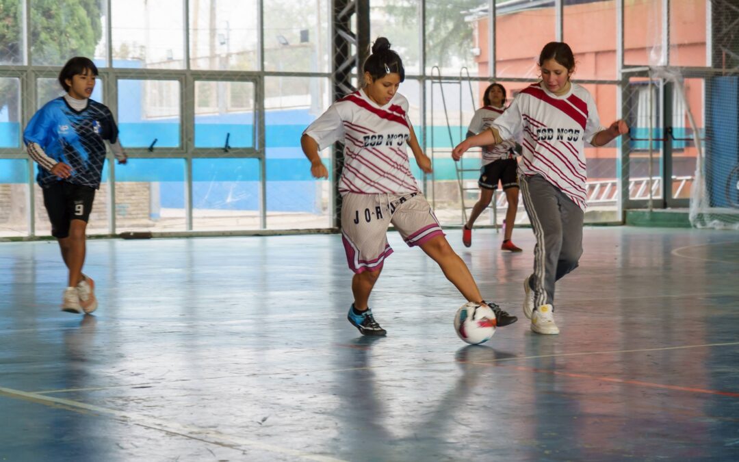 Comenzó la Copa «24 de Junio» de fútbol femenino