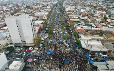 El adiós a una leyenda: 7 kilómetros de fila para despedir al Indio Solari