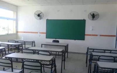 Sin clases: docentes bonaerenses paran el martes en reclamo de mejores salarios