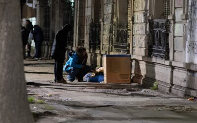 Hace frio ya: Asisten a personas en  situación de calle en Florencio Varela