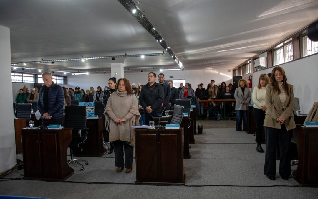 Sesionó el Concejo Deliberante entre homenajes al Indio Solari y repudios a medidas nacionales