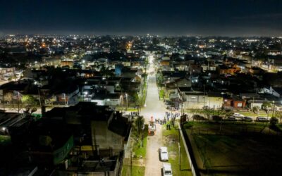 Se habilitó el parque lumínico del barrio Don  José, número 67 full LED, en Florencio Varela