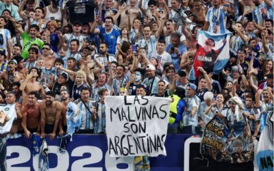 Habló el hincha que pintó la bandera de Malvinas:  “Nunca imaginé que iba a dar la vuelta al mundo”