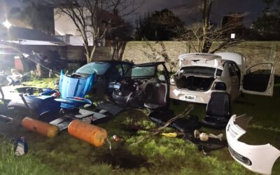 Desarticulan un desarmadero clandestino en Monteverde: 4 imputados y 2 aprehendidos