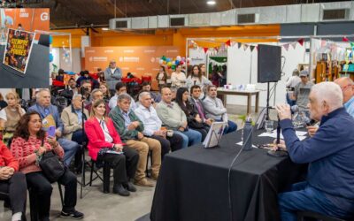 Jorge Tronqui presentó su  libro: «Siempre habrá pobres»